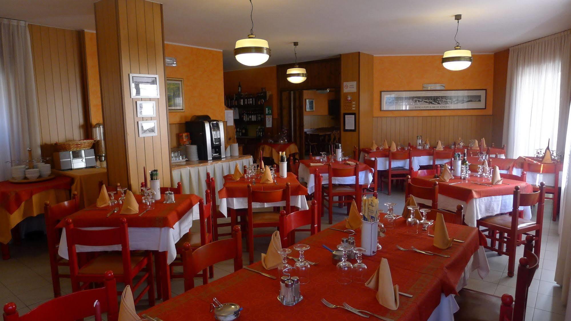 Hotel La Lanterna Chiesa in Valmalenco Extérieur photo